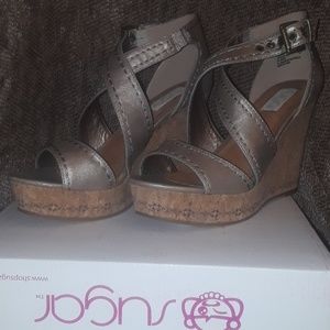 *** Sugar Hazy Light Bronze Nubuck Cork Wedge Heel
